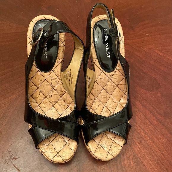 🦊 Nine West cork wedges. - Picture 2 of 6